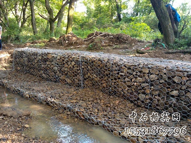 鉛絲籠擋墻 鉛絲籠擋墻