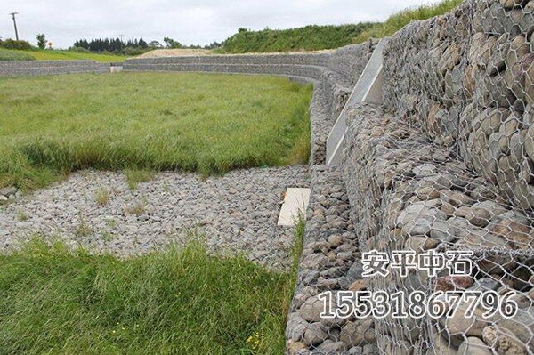 格賓石籠.jpg 格賓石籠.jpg